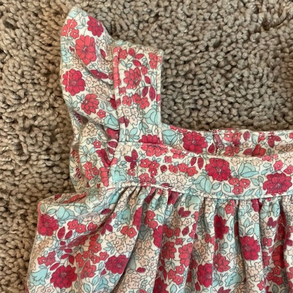 5/$25 | Baby Gap | Floral Romper - Picture 3 of 5